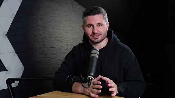 4.5K views · 326 reactions | TOTUL PE UN SINGUR STICK USB! MULTIBOOT WINDOWS 10, 11, LINUX ȘI ORICE - GRATIS | Cavaleria.ro | Facebook