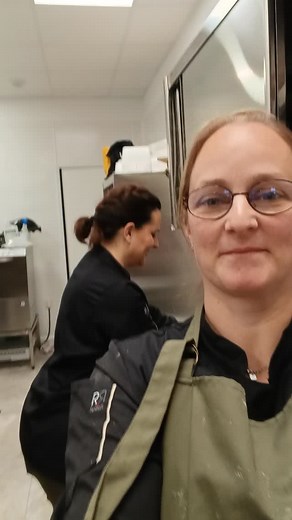 64 reactions · 7 comments | Coucou les amis ! Allez, maintenant, il n'y a plus qu'à ! Les 12 plus rapides seront les 12 chanceux du jour  À très vite !  | Soyez choux - bar à choux | Facebook