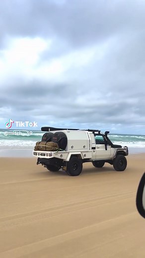 Take me back too fraser asap 🏝️#fyp #foryoupage #foryou #4x4australia #mentalhealth #mentalhealthmatters #4x4 #79series #fraserisland #landcruiser @Charlie Carroll @Riley Allen @Rclancy @troyfully @Kelsey Hutchinson @Brennan @ingham_98 @Eddy Sheppy @rylee jxmes 👑