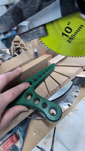 Lesson learned (and shared)! Cutting a small piece of pine moulding, so I’m correctly using a push stick to keep my hands safe. But I didn’t realize I had the stick resting poorly against the moulding. The spinning blade caught it, launched it, and shattered it against the MDF backer. If that was a finger… 😳 The takeaway? It’s not just about where your hands are, but also about ensuring the workpiece itself is stable and supported. A sudden grab can happen in a millisecond. Respect the tool! #c