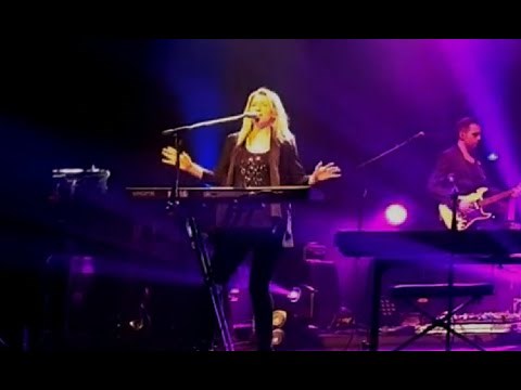 Rumours of Fleetwood Mac - Little Lies