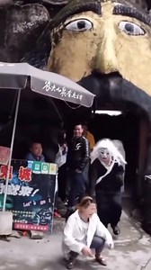 1.3M views · 9.4K reactions | Ô Trung của không làm chị em thất vọng... Hạ Long đưa nhau chơi trò này được nhỉ? | Hạ Long Quảng Ninh ReviewS | Facebook