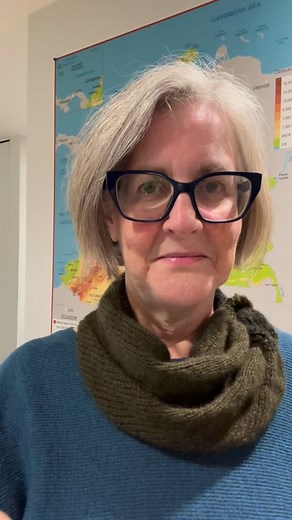 46 reactions | Pattern Keyhole Cowl Yarn: Cashmere Dreams | String Theory Yarn Co | Facebook