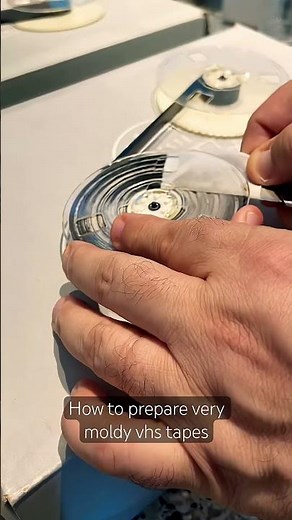 How to prepare very moldy vhs tapes - VHS DVD Manaus #vhs #tape #cleaner