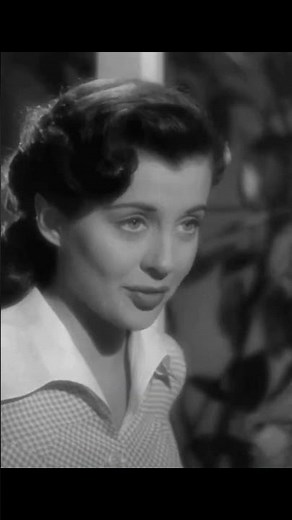 Gail Russell in The Uninvited (1944) #classichollywood