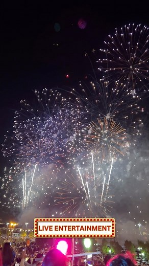 Radisson Blu Hotel, Dubai Deira Creek on Reels