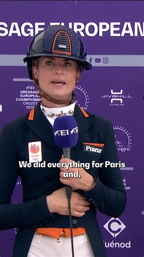 An emotional farewell 💔 Dinja Van Liere reflected on her last ride with Hermes, a horse who has given her countless highlights, unforgettable performances, and moments that will stay in her heart forever. 🐴 From dazzling in Paris to the World Championships in Herning, their journey together has been nothing short of magical. 🌟 #FEIEuros2025 #DressageEuropeans #FEIDressage #UnitedByEquestrian Jiva Hill Stables Dinja van Liere Dressage TeamNL Paardensport | FEI Dressage