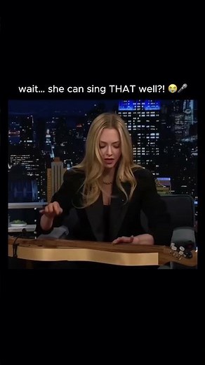 Amanda Seyfried Casually Started Singing… and Everyone Froze 😭🎤