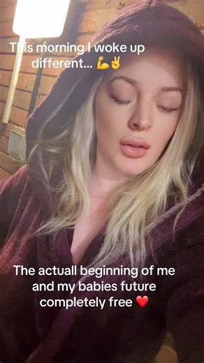 Leanne Lingham (@leannelingham1)’s videos with original sound - Pretty much everything 🪐