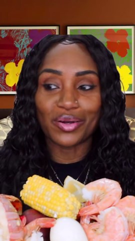 Can you guess what’s in this blindfolded boil