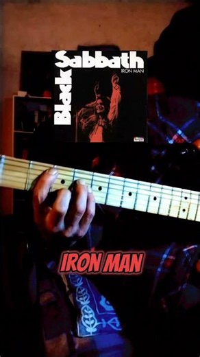 Iron Man riff with TAB. 🎸🤖