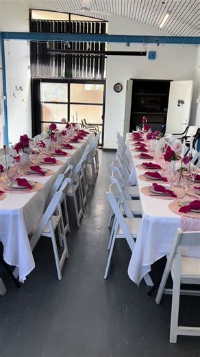 Our biggest table setting we have done for 40 people, what a cute way to celebrate your 21st 🎀 #tablesetting #tablesetup #tabledecor #tablescapes #tabledecoration #tablestyling #tablestylingperth #perthtablehire #twentyfirst #birthday #birthdaygirl #birthdayideas #perthbirthday #pink #pinkparty #pinkpartyideas #21 #21stbirthday #pinktablesetting