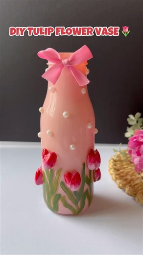 Tulip flower vase using pista shells 😱||#flowervase #roomdecor #diy #tutorial #tulip #pistashellart