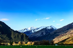 6.2K views · 89 reactions | Scott Kelby covers a multitude of Lightroom topics, including getting the most out of before and after options, mastering the search feature, and more—use this as your Lightroom go-to resource! | KelbyOne | Facebook