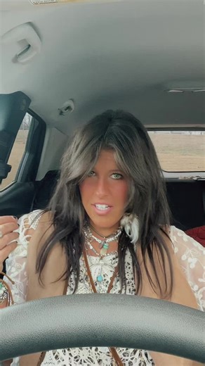 … just here for the fun… #thunderbird_lifestyle #OOTD #hippie #lunchbreak #countrymusic