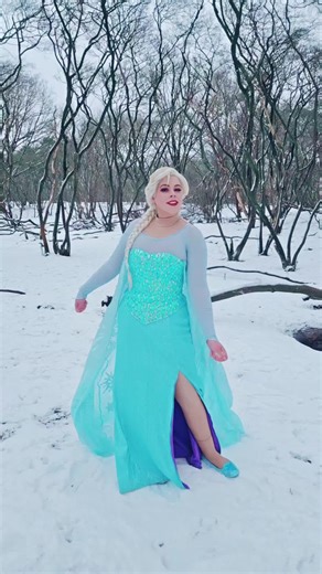 Frozen Elsa Cosplay Tutorial and Tips