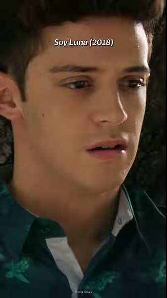 244K views · 14K reactions | Sí, nuestro corazón también se rompió en mil pedazos LAS DOS VECES 沈 ¿Cuál te dolió más? 梁 | Disney Channel Latinoamérica | Facebook