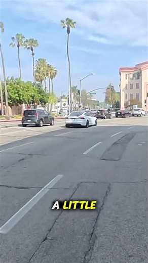 Laws don't apply to Tesla drivers #speeding #redlight #shorts #tesla