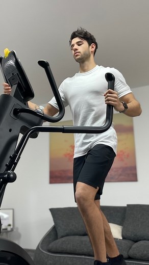 Unleash your potential with Kinomap coaches and discover how sport can transform your life! What are you still waiting for to join our coaches sessions? — Libérez tout votre potentiel avec nos coachs et découvrez comment le sport peut changer votre vie ! Qu’attendez-vous encore pour rejoindre nos séances de nos coachs ? #Kinomap #coaching #indoorsessions #indoortraining #indoorfitness #fitness #treadmill #rower #elliptical #hometrainer #bike | Kinomap