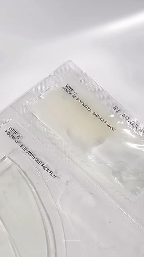 Vaani 🎀🩷 on Instagram: "2 step Glass Skin Routine💕 A premium 2-step hydrogel mask from @houseofb_official combining an ampoule followed by a specialty film sheet. They are infused with high‑purity glutathione, niacinamide, collagen, and botanical extracts. The film uses microneedle hydrogel technology to enhance ingredient delivery deep into the skin. #MaccaronArmy #MaccaronXHouseofB #Maccaronies #Maccaron #MaccaronBeauty #koreanbeauty #kbeauty #WayToYourTrueTaste #FlavorCurator #BeingLikeMe 