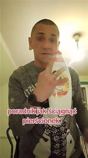 a guide on how to take off a ring