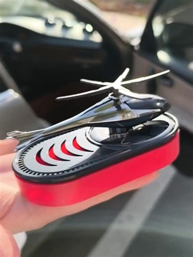 Helicóptero Solar: Aromatizador Automático para Carro