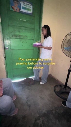 Advance Happy Birthday Wishes for Adviser — Short Celebration Ideas