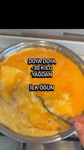 @yildiz.fit on Instagram: "🌿 Protein diyetiyle toplamda 30 sürecimin son 1 ayında ise 10 kilo vererek 94 kilodan 64 kiloya düştüm. Bu süreç benim için asla aç kalmak değil; doğru seçimlerle saglikli bir sekilde kilo vermekti. Diyetime 2 ogunle basladim son 1 ayinda 10 kiloyu verirken cogunlukla omad yaptim. 🥩 Protein Diyetinin Avantajları 🔹 🔥 Yağ Yakımını Destekler Protein, termik etkisi yüksek olduğu için sindirilirken daha fazla kalori yakılmasını sağlar. 🔹 💪 Kas Kaybını Önler Yeterli pr