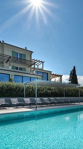 Welcome to paradise at Villa Castelletto 😍 This luxurious villa in the Le Marche countryside will make your holiday dreams come true. Surrounded by vineyards and olive groves with panoramic views of the Adriatic Sea, there is nothing better than a private villa stay 🌳🌿 With six bedrooms, a gym, a spa, yoga studio, alfesco dining, and an infinity pool, you couldn’t ask for anything more! Have you been here?! #whydoordinary #Italy #lemarche #countryside #italiancountryside #italianstyle #villar