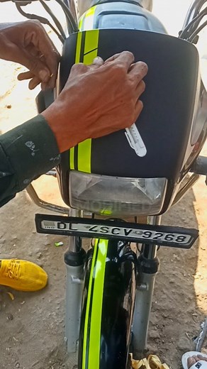 Fh Modified on Instagram: "Splendor Bike New Green Sticker Modified #splendor #splendorlight #sticker #splendormodified #splendormodified #splenderlover #splendormodification #splendormodification #splendorlovers #splendorloverz #bike #wrapping #fhmodified #bikemodification #bikemodified #herosplendor #reel #reels #trending #trendingsongs #trendingreels"