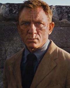 65K views · 35K reactions | „Bond… James Bond“ – Der erste Trailer zu KEINE ZEIT ZU STERBEN ist da! April 2020 im Kino #KeineZeitZuSterben #Bond25 #BondJamesBond | James Bond 007 | Facebook