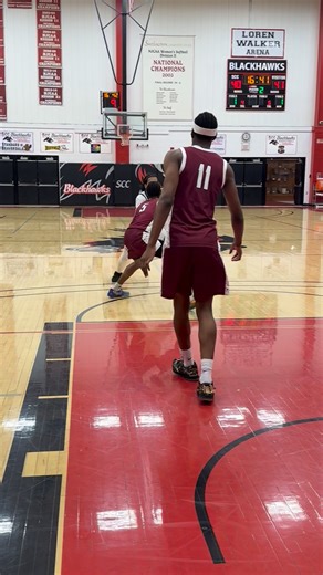 SCC Men’s basketball battle a tight game in the second half against Triton College. #GoBlackhawks | SCC Blackhawk Athletics