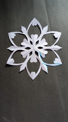 how to make easy snowflake with paper #snowflakes #shorts #papercrafts #craft #diy #ytshorts #viral