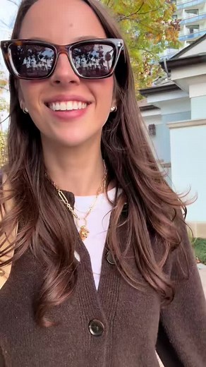 A look back at our last pop-up in December 2024 with the amazing @Megan Elizabeth who put together this fabulous video about her day with us! She had the best time discovering jewels with her adorable pup Milly and we can’t wait to see them both again soon ❤️🐾 . #fairmontmiramar #thingstodoinla #losangelespopup #vintagejewelrylosangeles #antiquejewelrylover #vintagejewelryaddiction