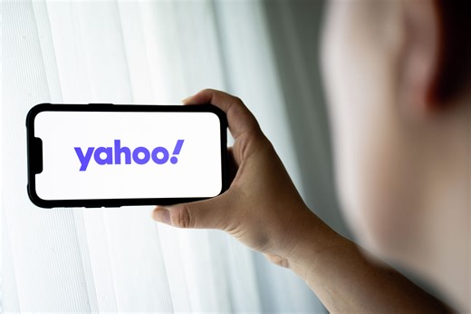 Yahoo Down? Downdetector shows 18,000  Outage Reports