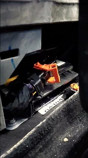 Airbag module location for Volvo XC90