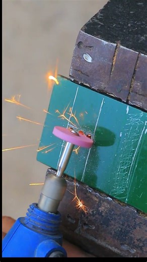 making a knife. Similar to the puukko knife, but with different parameters