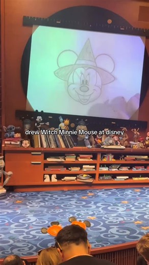 Leslie on Instagram: "Witch Minnie Mouse drawing at Animation Academy #disneyland #disneyfyp #drawing #sketching #animation"