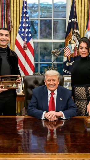 HILARIOUS 😱 Send this to a Gaynaldo fan. Ronaldo cant finish simple goals…!!! Siuuu Hawk Tuah Messi VS Ronaldo #messi #ronaldo #fifa #uefa #mls #intermiami #alnassr #fcbarcelona #realmadrid #worldcup | Ishowgoat