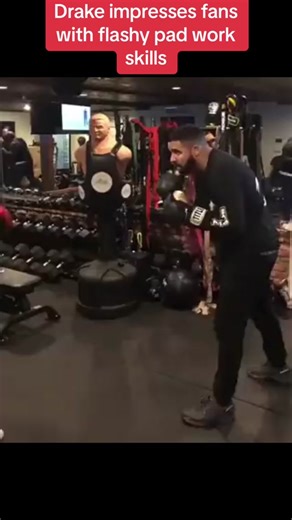 Drake Pad Work Boxing Highlights: Impressive Skills Revealed