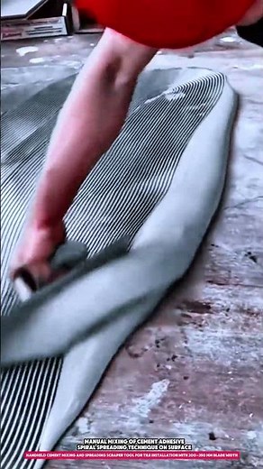 Handheld Cement Mixing and Spreading Scraper Tool for Tile Installation with 200–350 mm Blade Width