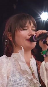 HOOOOOOOOLLLLYY MOLLY Glastonbury that was special 🌞 | Wet Leg