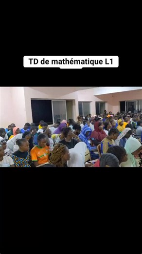 Vidéos de Démographe/Économiste/Maths (@dmographeconomist) avec son original - Démographe/Économiste/Maths