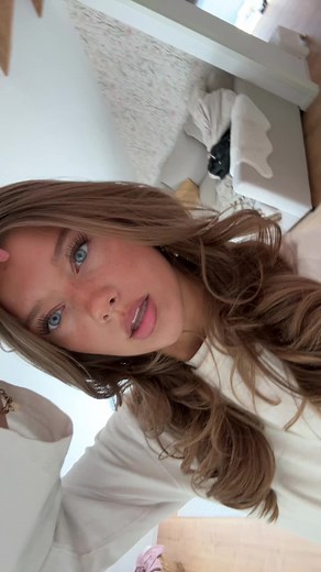 Jara (@jara_rmb)’s video of make up tutorial