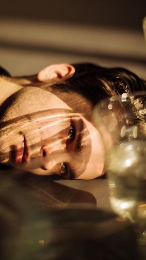 Every heartbeat still whispers your name — and I hate that. 😥🥀💔 . . . . . . . गीतकार : अमीर कज़लबाश, गायक : लता - सुरेश वाडकर, संगीतकार : लक्ष्मीकांत प्यारेलाल, चित्रपट : प्रेम रोग (१९८२) / Lyricist : Amir Qazalbash, Singer : Lata Mangeshkar - Suresh Wadkar, Music Director : Laxmikant Pyarelal, Movie : Prem Rog (1982) . . . #latamangeshkar #ghazals #ghulamali #singersongwriter #jagjitsingh #kishorkumar #song #classicalmusic #hitghazals #hit #hindisongs #hindighazals #reelindia #instagram | दर्