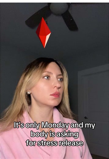 It’s only Monday, and the body is already asking for stress release. This isn’t weakness, it’s awareness. Listening early is how we prevent burnout, tension, and shutdown. Soft release creates capacity for the rest of the week. #NervousSystemCare #StressRelease #BodyAwareness #somaticexercise #WomensWellness