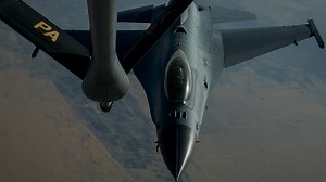 The Precision of Aerial Refueling in Action