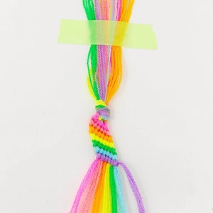 How to Make Candy Stripe Friendship Bracelets