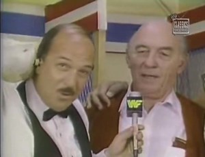 Hulk Hogan celebrates his 1st WWF Title win with his parents! #Wrestling | The Chronicles Of Wrestling