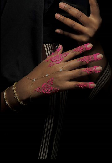 Model Henna Designs à Paris